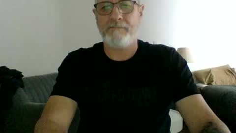 Snapshot of moamale chatting on 20, 3, 2026 moamale online show from 20, 3, 2026