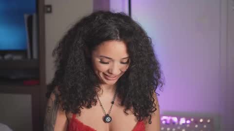 Snapshot of moan_4_you chatting on 11, 9, 2025 Ruxxx online show from 11, 9, 2025