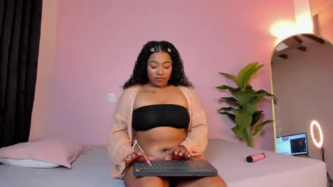 moan_hot online show from 5, 5, 2026