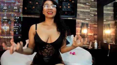 mochasins_ online show from 27, 11, 2025