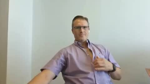 Snapshot of moe_001 chatting on 12, 1, 2026 Moe online show from 12, 1, 2026