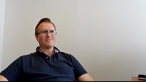 Snapshot of moe_001 chatting on 26, 3, 2026 Moe online show from 26, 3, 2026