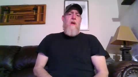 Snapshot of moeblick chatting on 2, 2, 2025 moeblick online show from 2, 2, 2025