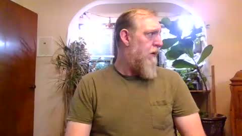 Snapshot of moeblick chatting on 3, 11, 2025 moeblick online show from 3, 11, 2025