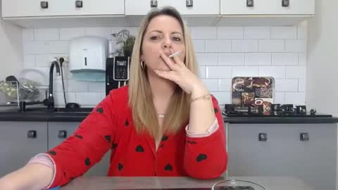 erika online show from 28, 1, 2025