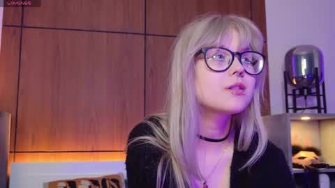 moliqin online show from 12, 4, 2026