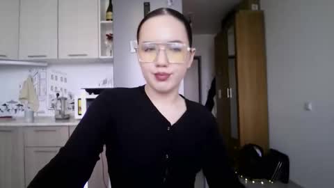 Snapshot of mollcam22 chatting on 25, 5, 2026 molly online show from 25, 5, 2026