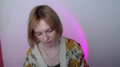 Snapshot of mollilove chatting on 7, 5, 2026 mollilove online show from 7, 5, 2026