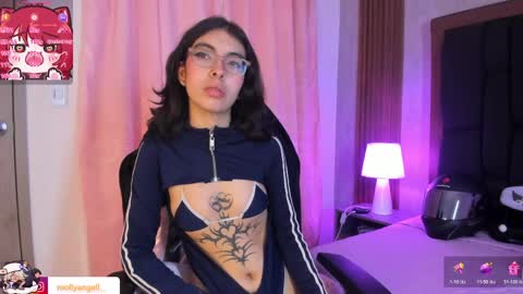 Molly online show from 13, 4, 2026