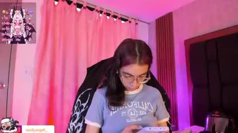 Molly online show from 11, 7, 2026