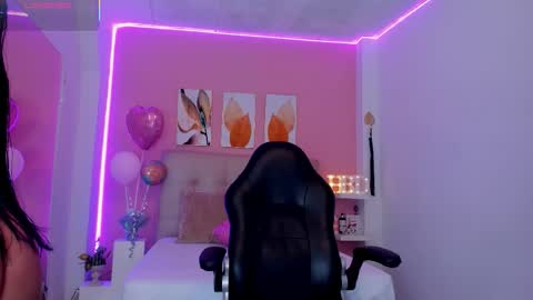    online show from 23, 2, 2026