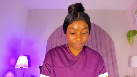 Snapshot of molly_jackson chatting on 2, 2, 2025 Molly Jackson online show from 2, 2, 2025