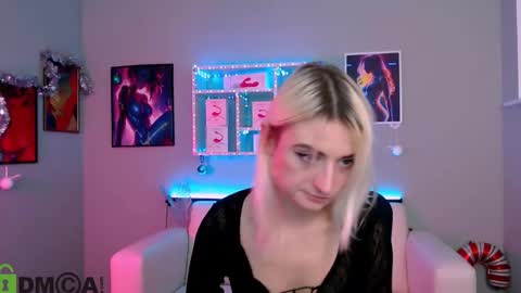 molly_lesser online show from 11, 1, 2026