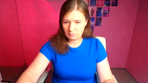 Snapshot of molly_mis chatting on 27, 6, 2026 Molly online show from 27, 6, 2026