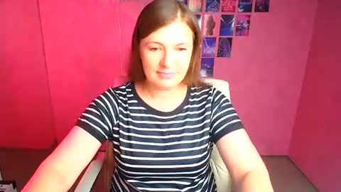 Snapshot of molly_mis chatting on 30, 6, 2026 Molly online show from 30, 6, 2026
