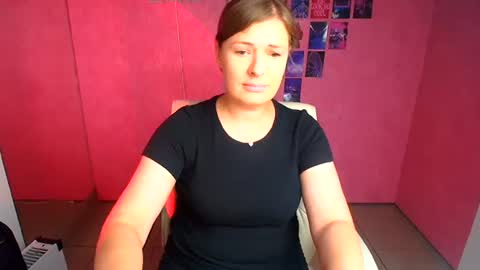 Snapshot of molly_mis chatting on 6, 7, 2026 Molly online show from 6, 7, 2026