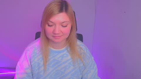 Molly online show from 7, 1, 2025