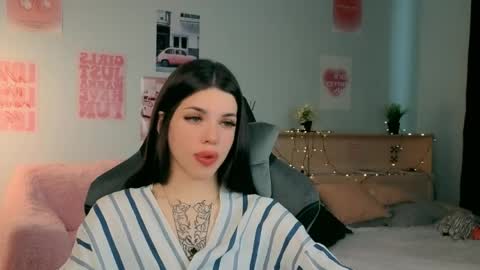 Snapshot of molly_rettyy chatting on 8, 5, 2026 Molly online show from 8, 5, 2026