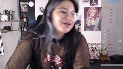 Molly online show from 4, 2, 2025