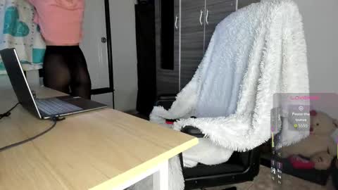 Molly  online show from 12, 2, 2026