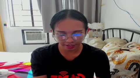 Snapshot of mollycummers chatting on 9, 6, 2026 Molly online show from 9, 6, 2026