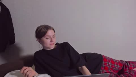 Snapshot of mollydangerous chatting on 19, 2, 2025 Taisha online show from 19, 2, 2025