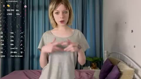 Snapshot of mollysally chatting on 14, 5, 2026 mollysally online show from 14, 5, 2026