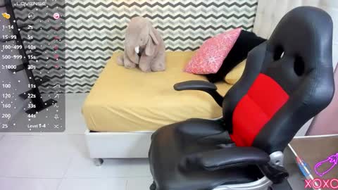 MOLLY online show from 12, 11, 2025