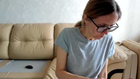 Snapshot of mollystory chatting on 17, 2, 2025 AngelMomm online show from 17, 2, 2025