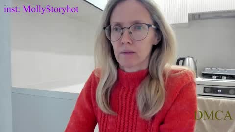 Snapshot of mollystory chatting on 6, 2, 2026 AngelMomm online show from 6, 2, 2026