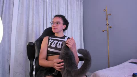 Molly online show from 18, 1, 2025