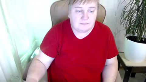 Snapshot of mommy99x chatting on 6, 1, 2025 Mommy99X online show from 6, 1, 2025