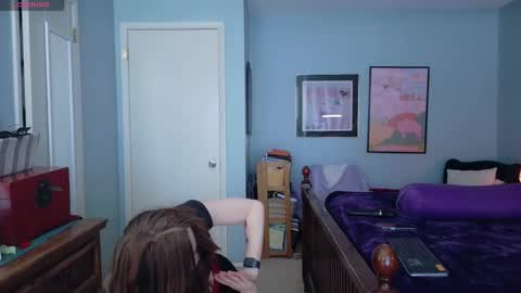 Goddess L online show from 10, 3, 2026