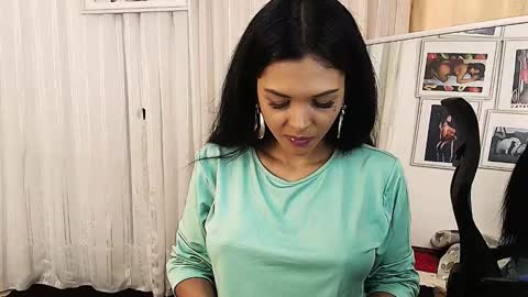 Mommy Jeva online show from 26, 11, 2025