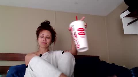 mommyswett online show from 10, 11, 2025