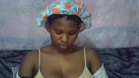 momsdoll online show from 9, 4, 2026