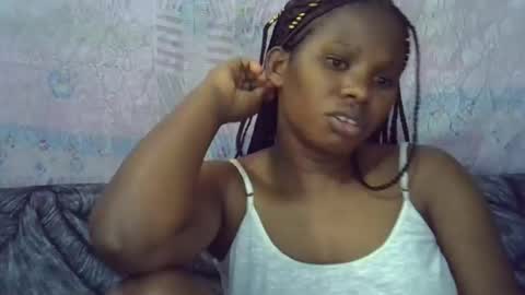 momsdoll online show from 11, 4, 2026