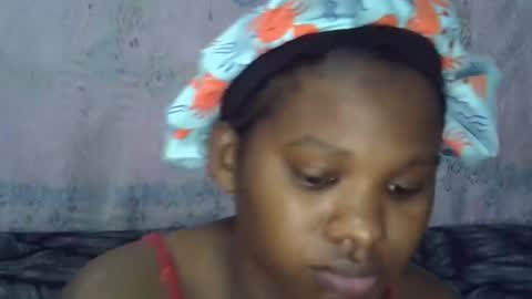Snapshot of momsdoll chatting on 3, 5, 2026 momsdoll online show from 3, 5, 2026