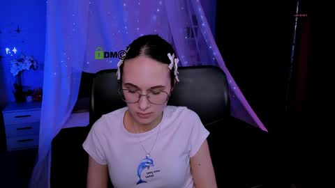 Snapshot of mona_cloud chatting on 7, 5, 2026 Mona online show from 7, 5, 2026