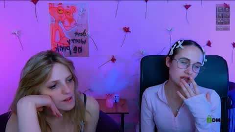 Snapshot of mona_cloud chatting on 18, 5, 2026 Mona online show from 18, 5, 2026