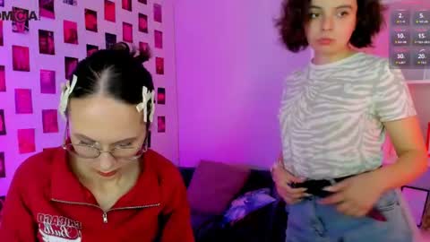 Snapshot of mona_cloud chatting on 23, 6, 2026 Mona online show from 23, 6, 2026