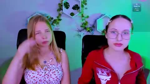Snapshot of mona_cloud chatting on 20, 7, 2026 Mona online show from 20, 7, 2026