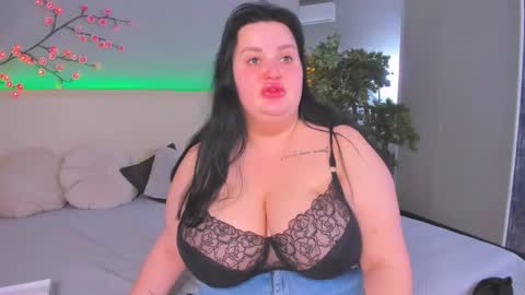 Monica online show from 11, 3, 2026