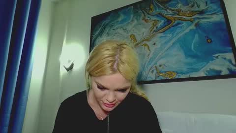 Monica online show from 28, 11, 2025