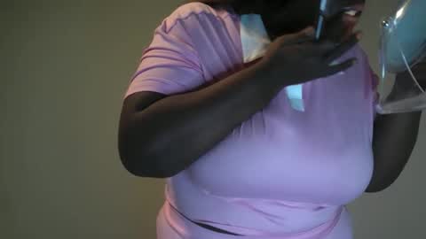 moni_simone online show from 2, 6, 2026