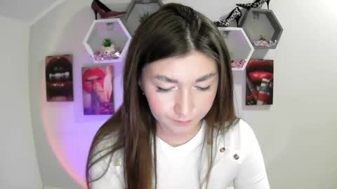 Snapshot of monica_sweets chatting on 16, 9, 2025 sweet girl and shine body online show from 16, 9, 2025