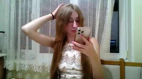 Snapshot of monica_tamayo chatting on 10, 10, 2025 Monica online show from 10, 10, 2025