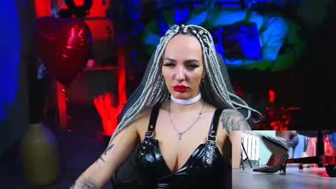 Monika online show from 17, 2, 2025