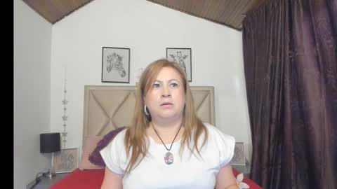 Snapshot of monicapink_ chatting on 9, 2, 2026 Mony online show from 9, 2, 2026