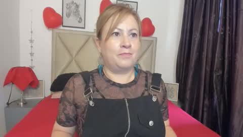 Snapshot of monicapink_ chatting on 12, 2, 2026 Mony online show from 12, 2, 2026